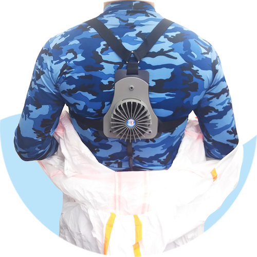 作業服に装着されたレイダンユニット®